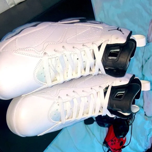 Jordan | Shoes | Jordan Mvp Whiteblackoff Noir | Poshmark display picture 3